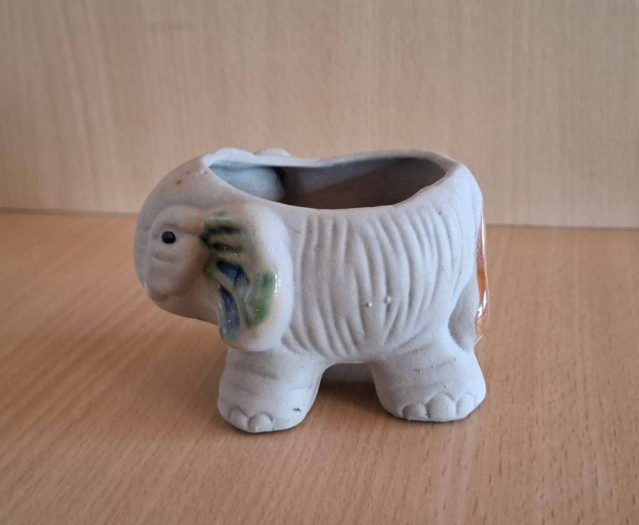 Small Elephant Figurine Plant Holder - 9cm x 6cm height 6cm