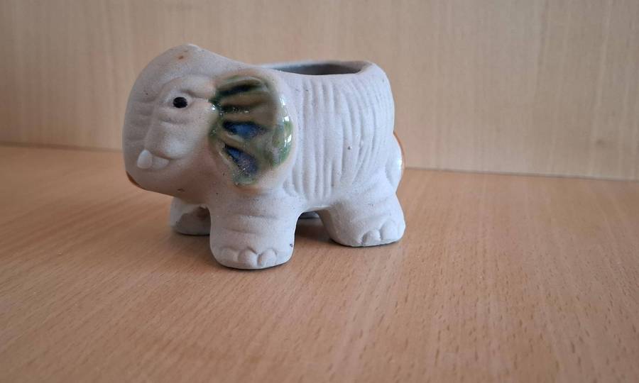Small Elephant Figurine Plant Holder - 9cm x 6cm height 6cm