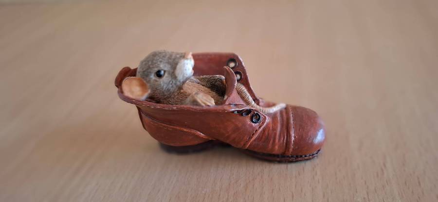 Mouse in a Boot Figurine (Montague Berkeley Limited, Made in Gt. Britain)