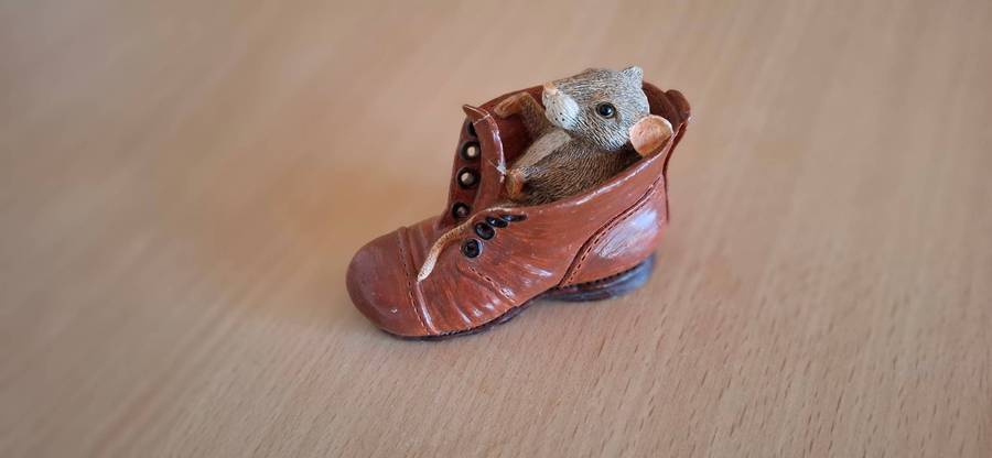 Mouse in a Boot Figurine (Montague Berkeley Limited, Made in Gt. Britain)