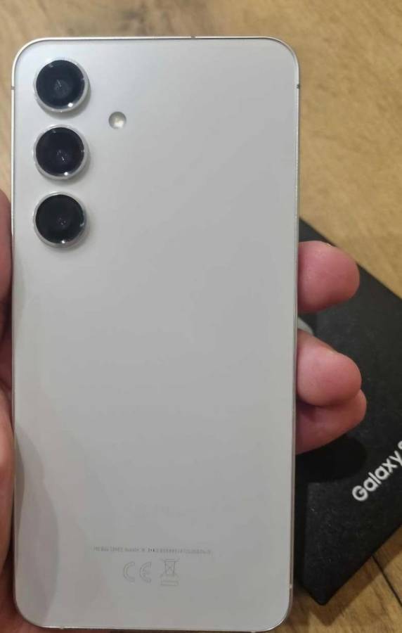 Samsung Galaxy S24, 256GB - Silver