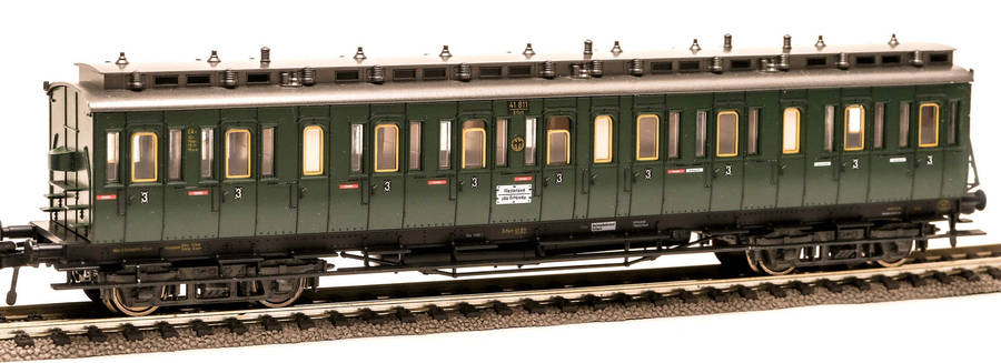 Fleischmann: 5086K and 5087 Passenger Compartment Coaches of the DRG (HO)