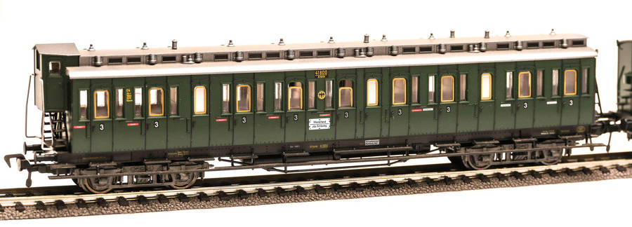 Fleischmann: 5086K and 5087 Passenger Compartment Coaches of the DRG (HO)