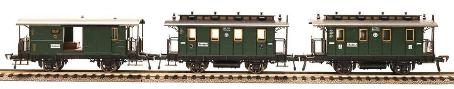 FLEISCHMANN: 2x DRG 3RD CLASS PASSENGER & 1x BAGGAGE COACH (HO)