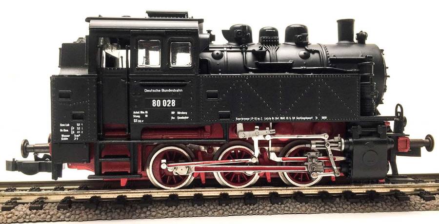 ROCO: BR 80 (HO) Steam Shunting Loco of the DB