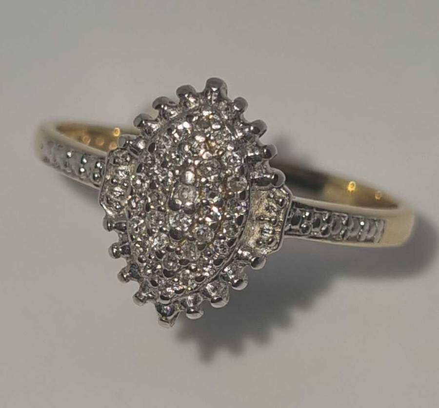 9ct Yellow Gold and Diamond Cluster Ring