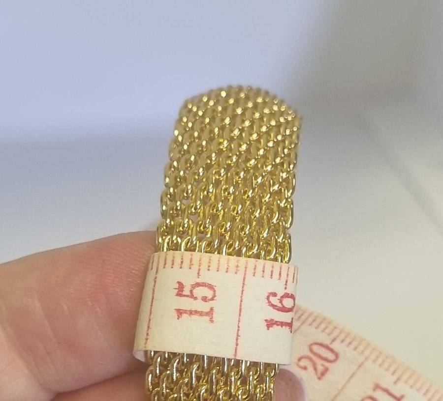 24ct Yellow Gold Mesh Bangle