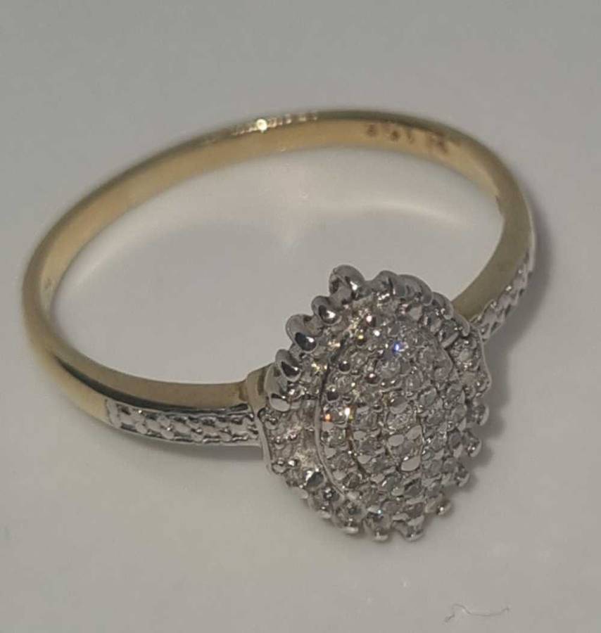 9ct Yellow Gold and Diamond Cluster Ring