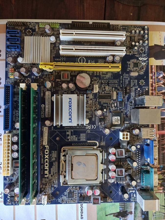 Foxconn motherboard with CPU and 6 or 8 gig ram