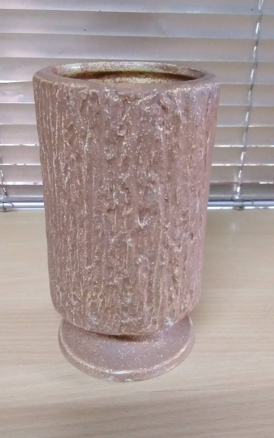 Crescent vase no.20