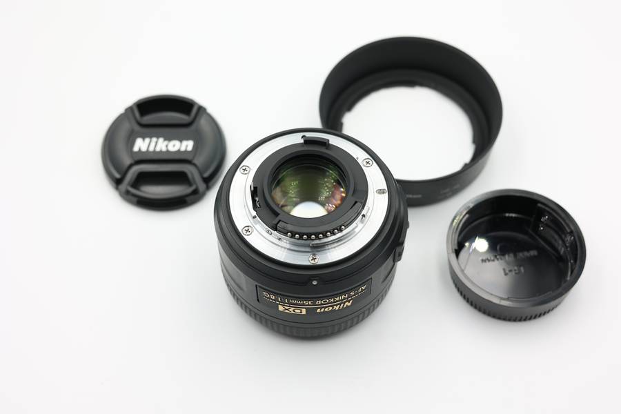 Nikon DX AF-S Nikkor 35mm 1:1.8G