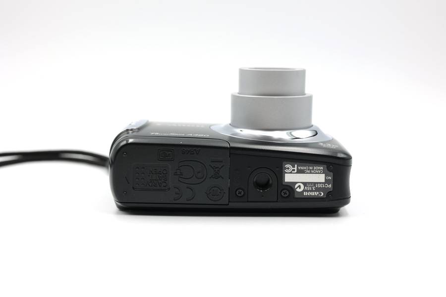 Canon Powershot A480 digital point and shoot camera.