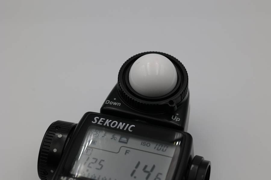 Sekonic L-508 Zoom Master light meter