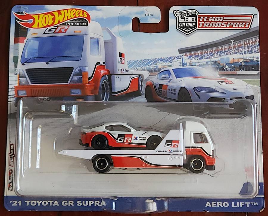 Hot Wheels Team Transport Supra