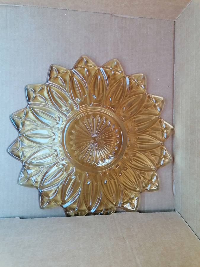 Vintage Federal Petal Glass Dish