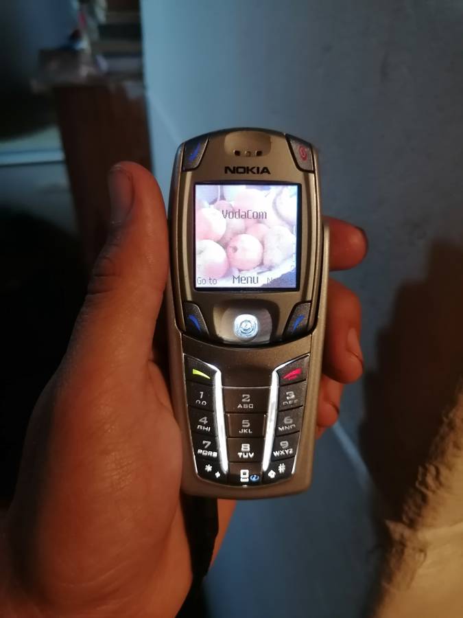 Nokia 6820 working condition with charger