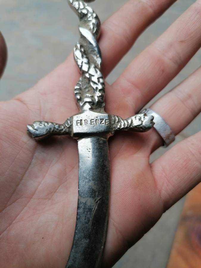 Firenze 1944 ww2 daggers bid per item