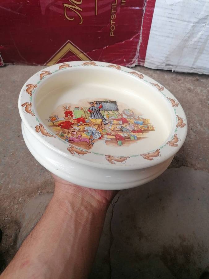 Royal Doulton "Bunnykins" Childs Bowl