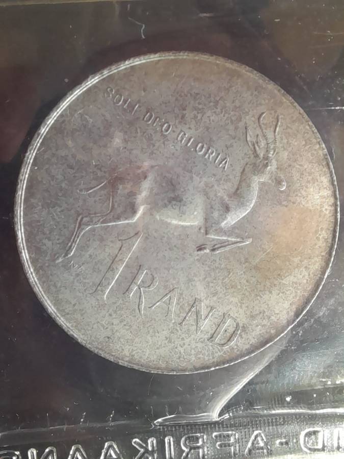 1967 Uncirculated Coin Set With Silver R1 Coin