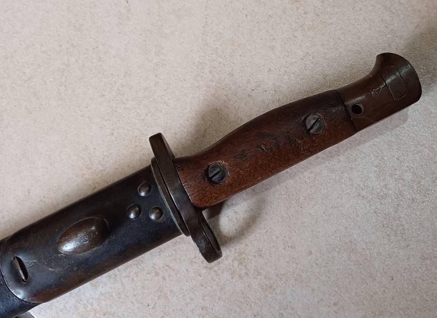 LE 1907 Bayonet by Sanderson, issued 1918