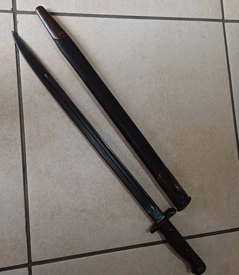LE 1907 Bayonet by Sanderson, issued 1918