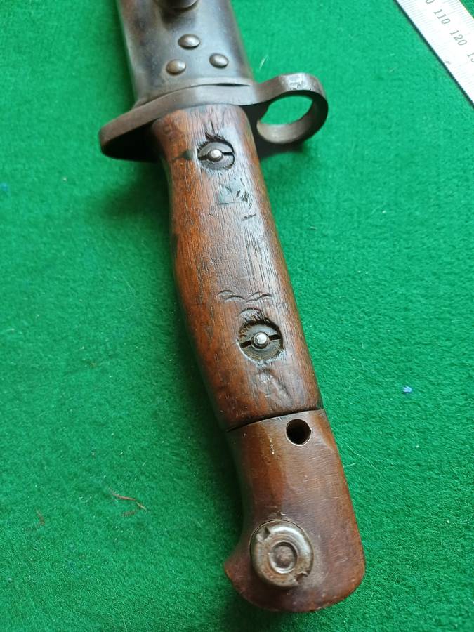 LE 1907 Bayonet by Sanderson, issued 1918