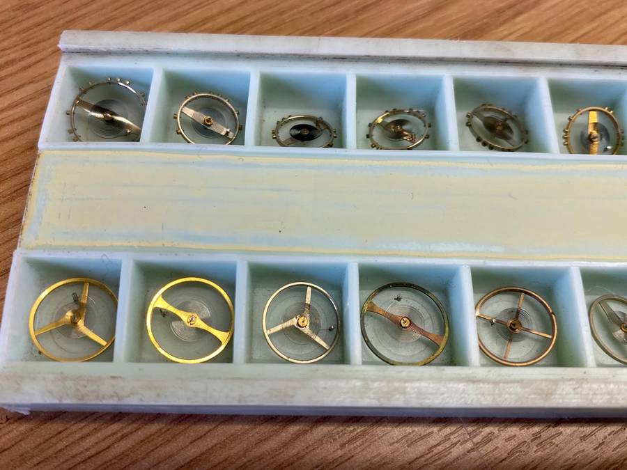 Watch balance wheels complete