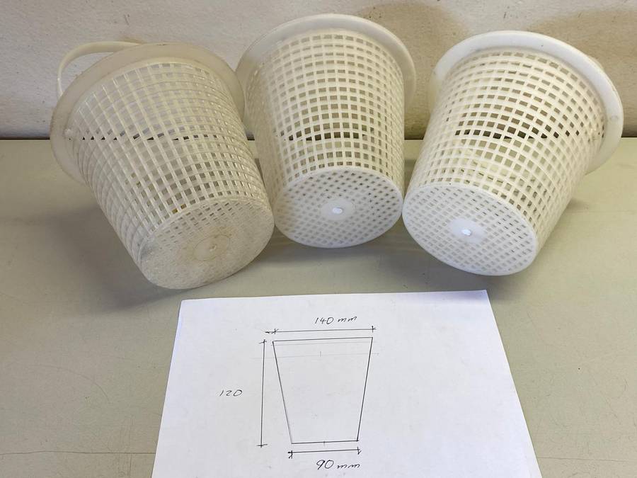 Pool pump baskets x 3
