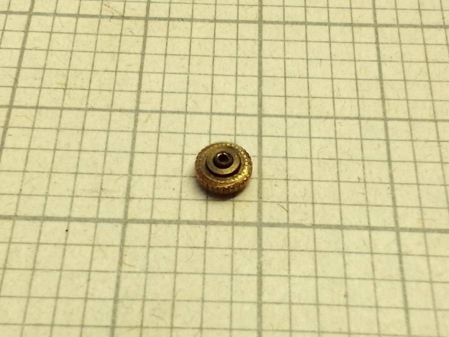 Omega gold crown - 4.5mm - #2