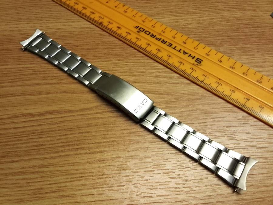 CASIO - 19mm stainless steel bracelet