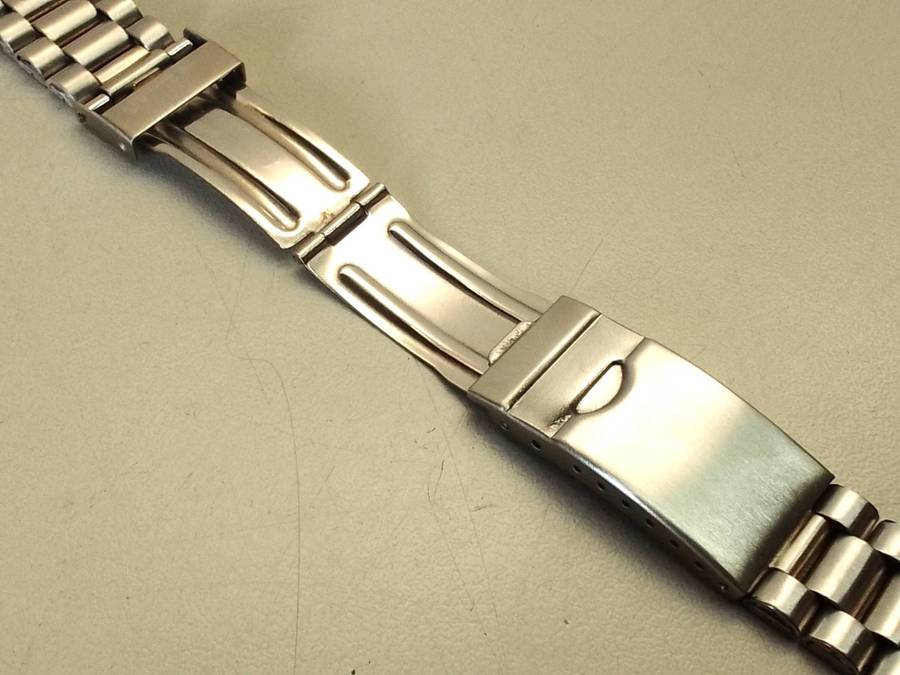 Used 20mm stainless steel bracelet - curved end links