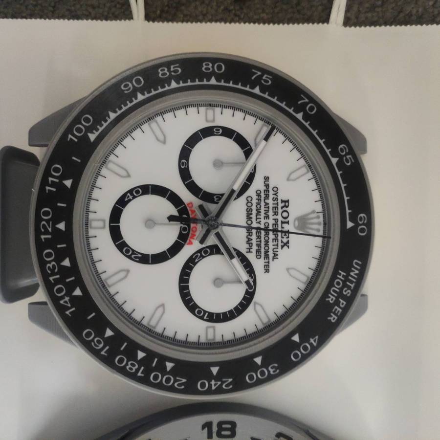 Daytona Inspired Fan Art Desk Clock - White