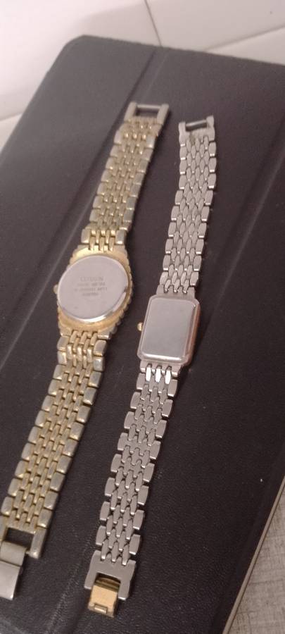 Vintage ladies Epos and male Citizen quartz -not working for parts only.