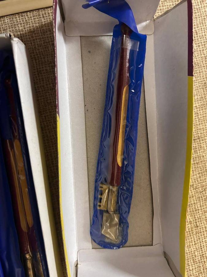 Diamond brand glass cutters 12 per box