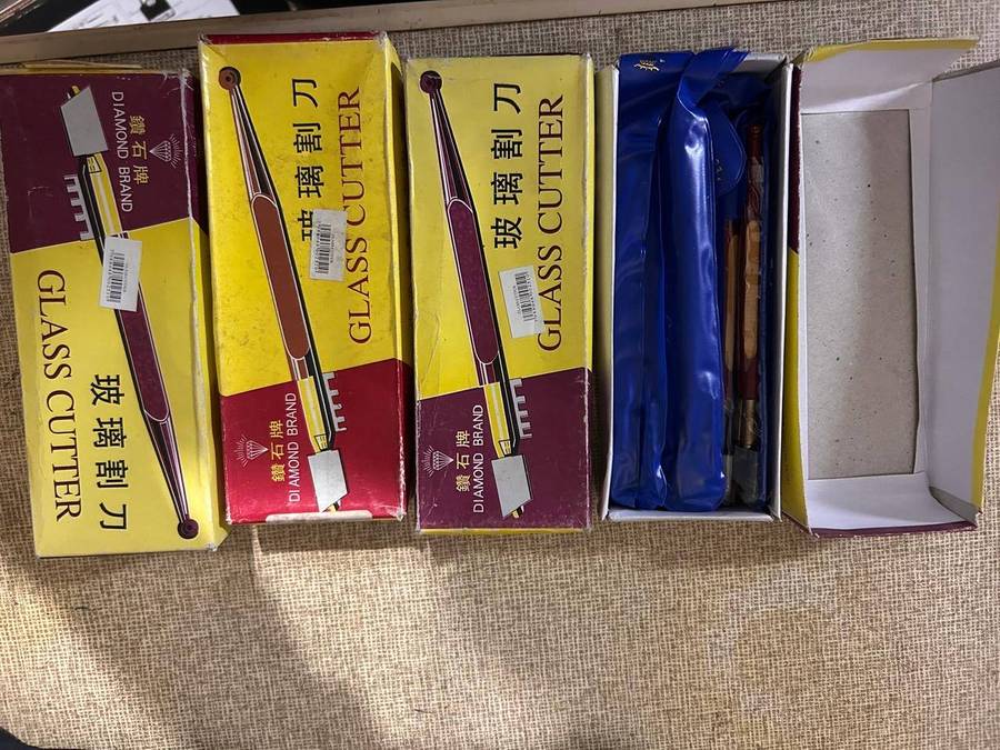 Diamond brand glass cutters 12 per box