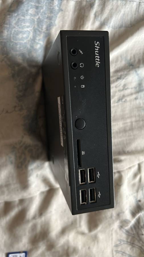 Shuttle DS50 computer