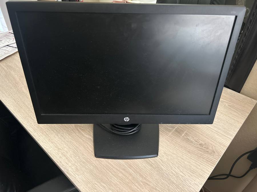 HP V194 monitor