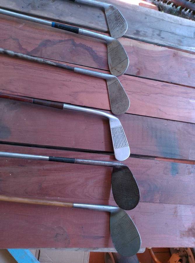 Golf clubs vintage
