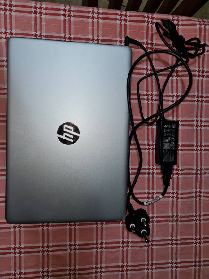 *** HP 15S- FQ5018 i3 8GB RAM 256GB SSD ***