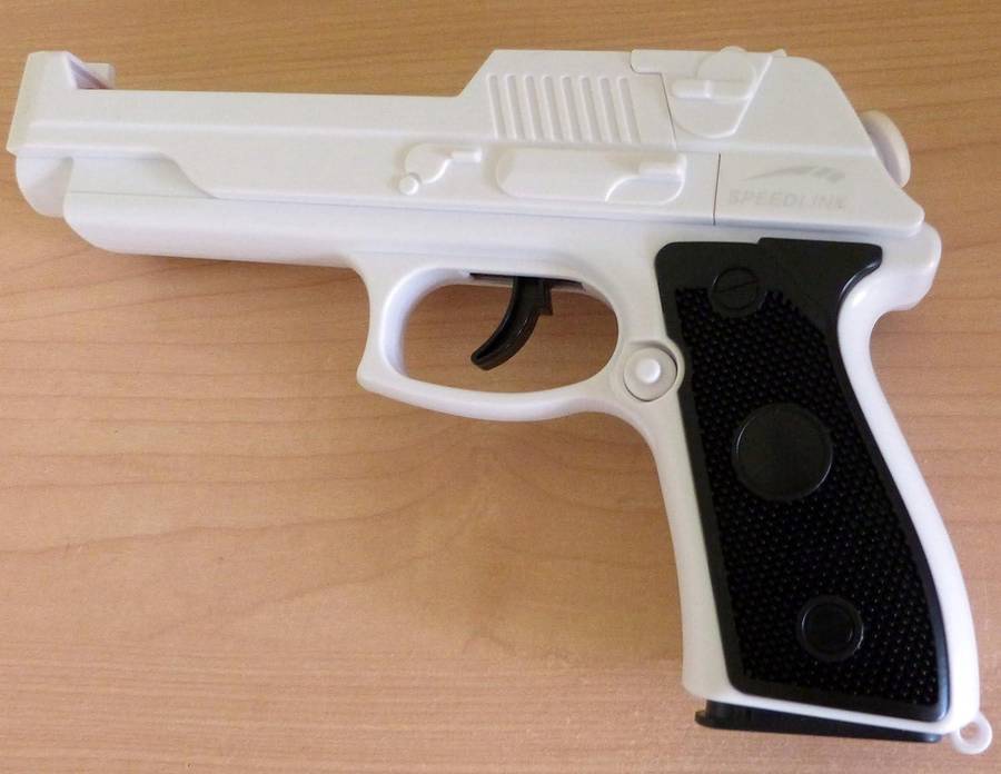 Nintendo Wii - Speed-Link Mr. Smith Double Function Gun C/w built in nunchuck