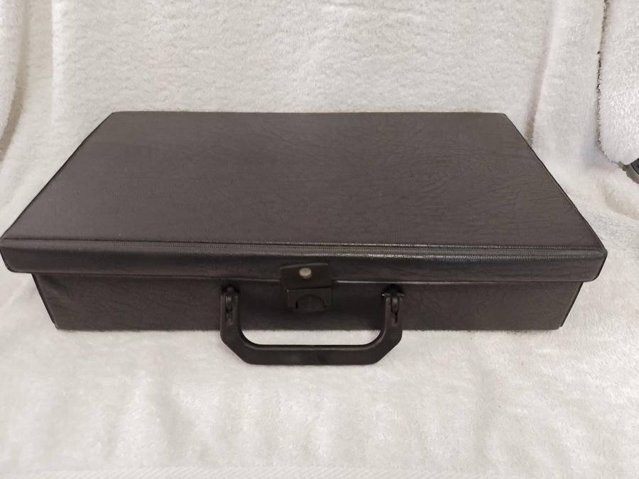 Vintage Cassette Leatherette PVC Carry Case Holds 30 Audio Cassettes