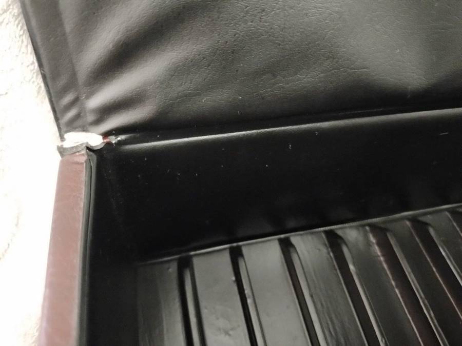 Vintage Cassette Leatherette PVC Carry Case Holds 32 Audio Cassettes