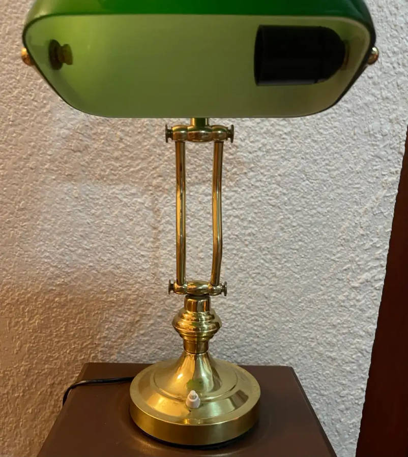 Bankers/lawyers lamp