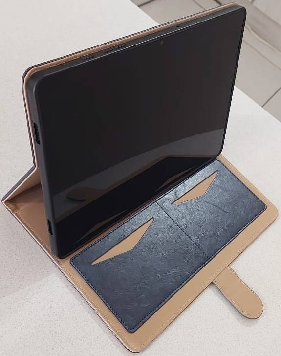 ##Late Entry## Like Brand New Samsung Galaxy Tab A9+  11'' Wifi And SimCard 4GB/64GB With Flip Cover