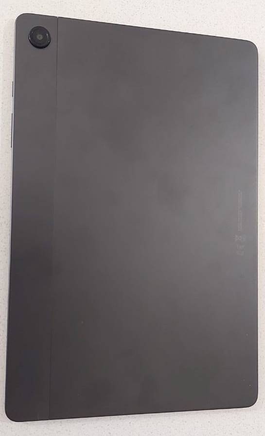 ##Late Entry## Like Brand New Samsung Galaxy Tab A9+  11'' Wifi And SimCard 4GB/64GB With Flip Cover