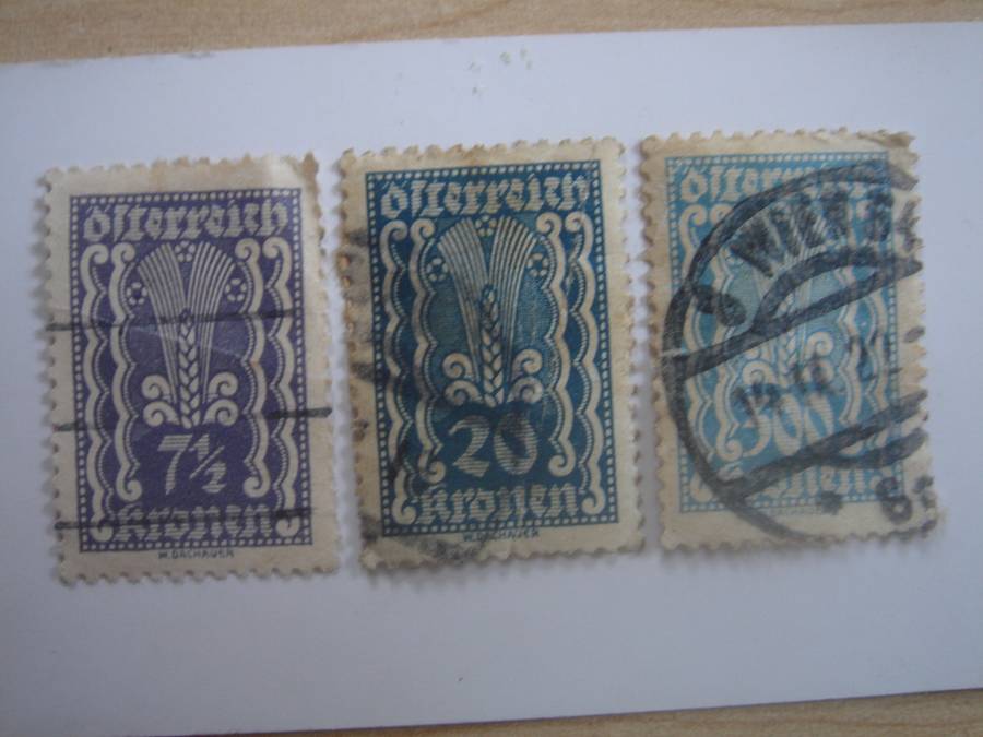 1922 Austria - Ear of Corn - SG467,471,486 used, stamped