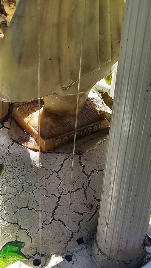 VERY RARE 1960s Rain Oil Lamp ( Stamped Made in Italy ) Market Value R 12 000!!!