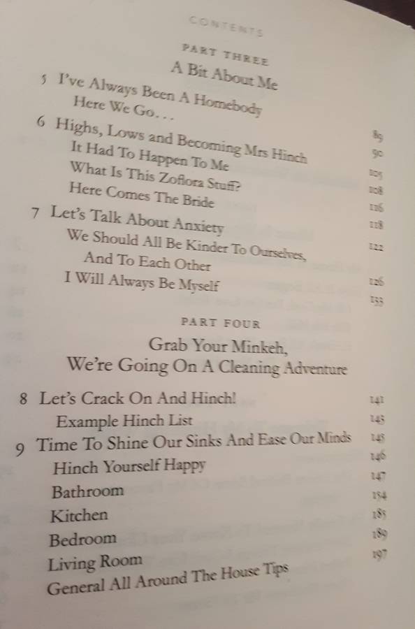 Hinch Yourself Happy by Mrs Hinch