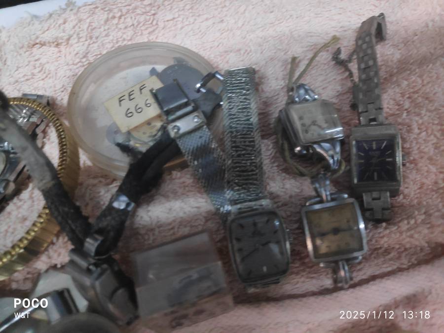 Ladies Mixed lot of watches for spares or repair