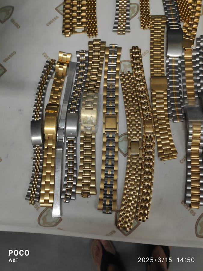 Mixed lot of NEW ladies and gent bracelets